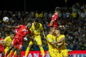 V-League 2024-25: &quot;Nóng&quot; từ… trước vạch xuất phát