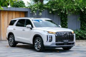 Tin tức giá xe: Hyundai Palisade giảm tới 150 triệu tại đại lý, giá thực tế ngang niêm yết Santa Fe