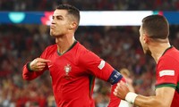  Ronaldo lại công kích Ten Hag 