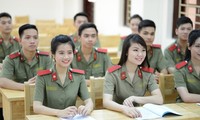  Lần đầu tiên một học sinh dân tộc Bru Vân Kiều thi đậu vào ngành Công an 