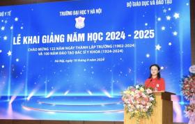 Thủ khoa đầu vào Trường Đại học Y Hà Nội 2024 với IELTS 8.0: Ông nội truyền đam mê làm bác sĩ  第1张