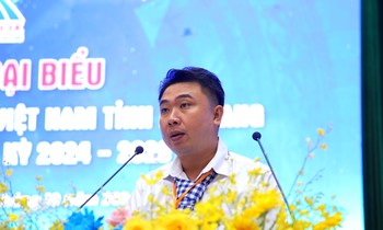  Xi măng Xuân Thành tặng hơn 3.000 mũ bảo hiểm cho các em học sinh nhân dịp năm học mới 