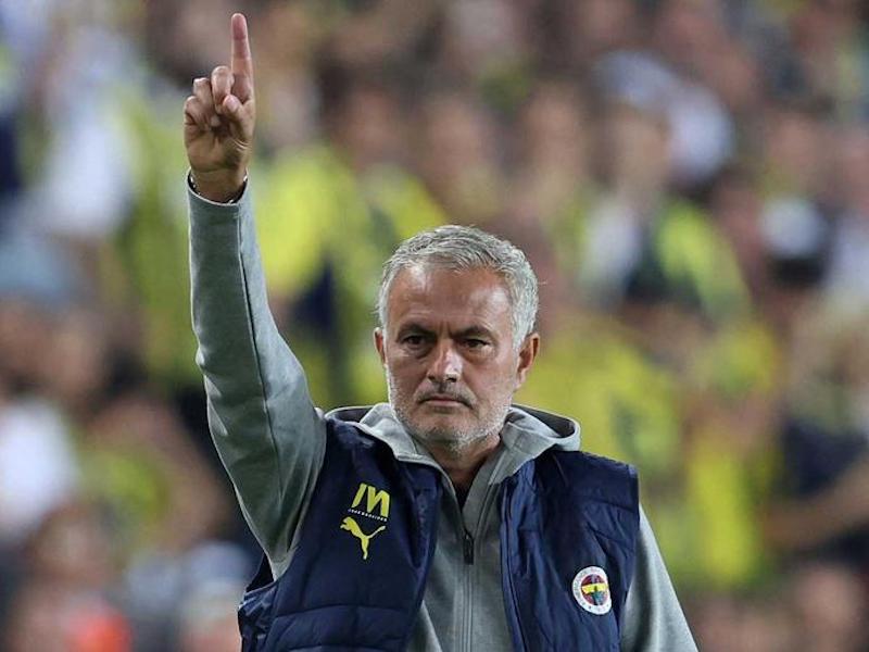 Mourinho: 'Tôi bị cướp một danh hiệu châu Âu'  第1张