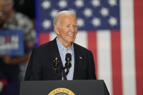 Nhà Trắng bác tin Tổng thống Biden được điều trị Parkinson  第1张