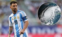  Messi im tiếng, Argentina mất điểm trong trận &apos;thủy chiến&apos; 