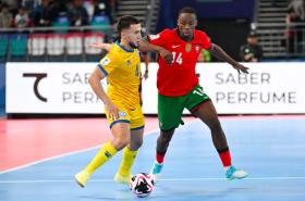 Đương kim vô địch thế giới Bồ Đào Nha bị loại khỏi World Cup futsal