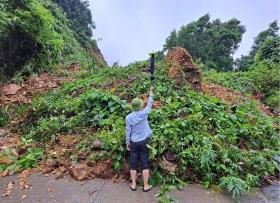  Lũ lụt gây thiệt hại nặng nề với giao thông Quảng Bình 